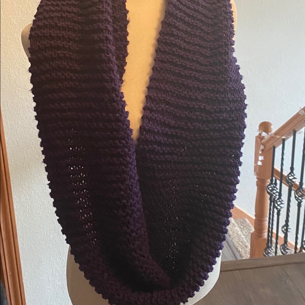 💜Dark Purple Infinity Scarf💜